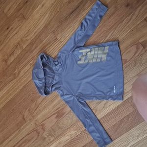 Kids Nike long sleeve hooded shirt